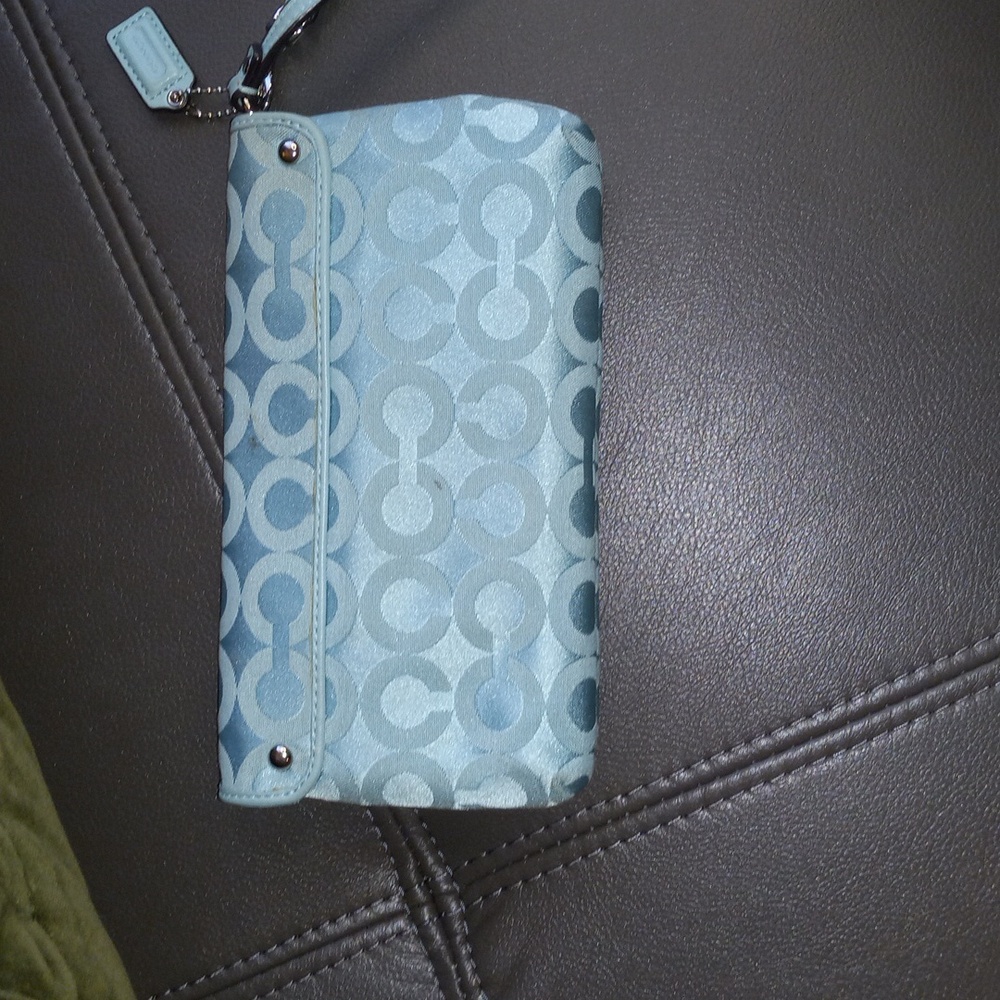 Blue Signature Clutch Wristlet - Picture 5 of 6